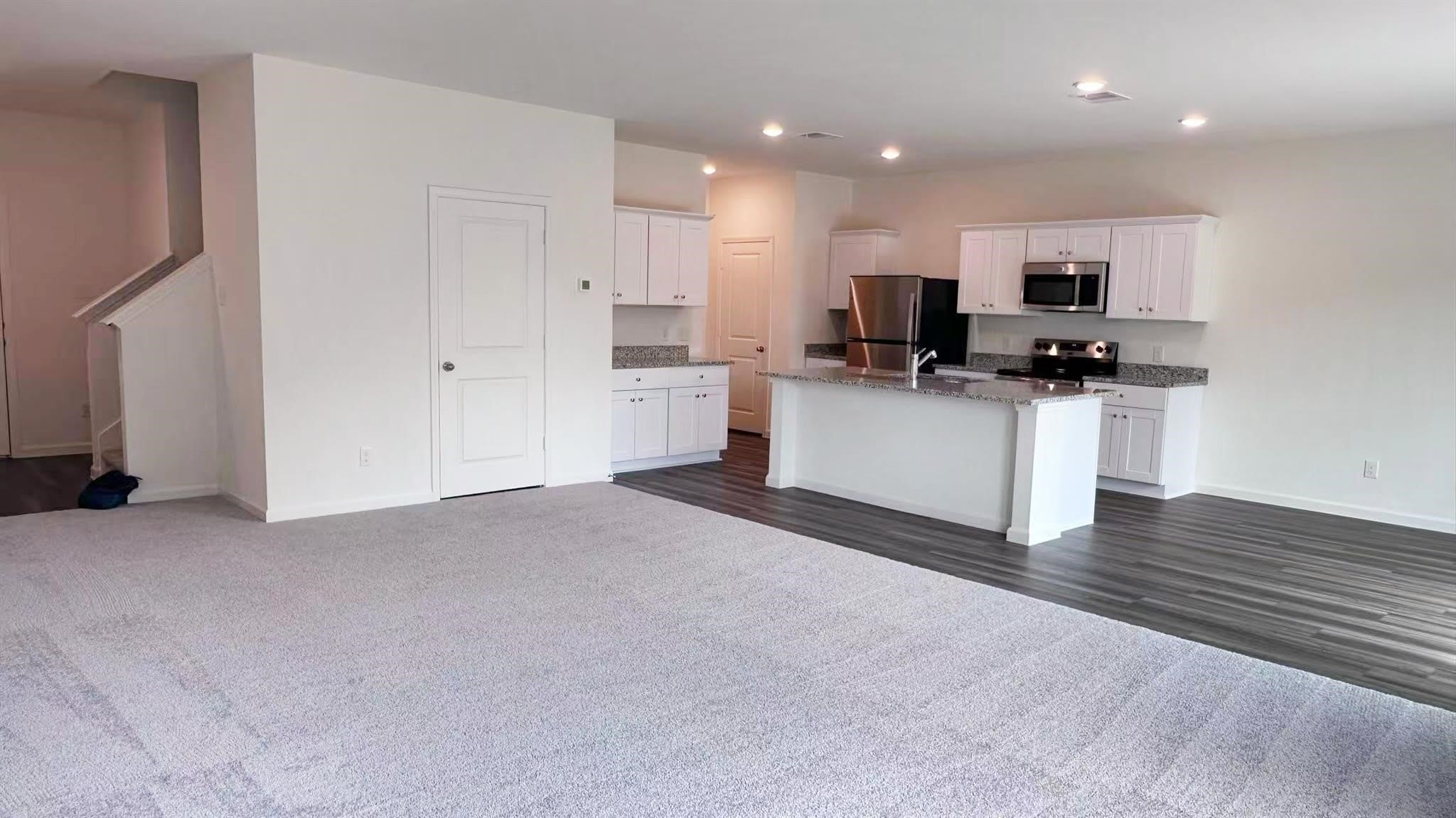 2105 Meadow Park Drive – photo 4