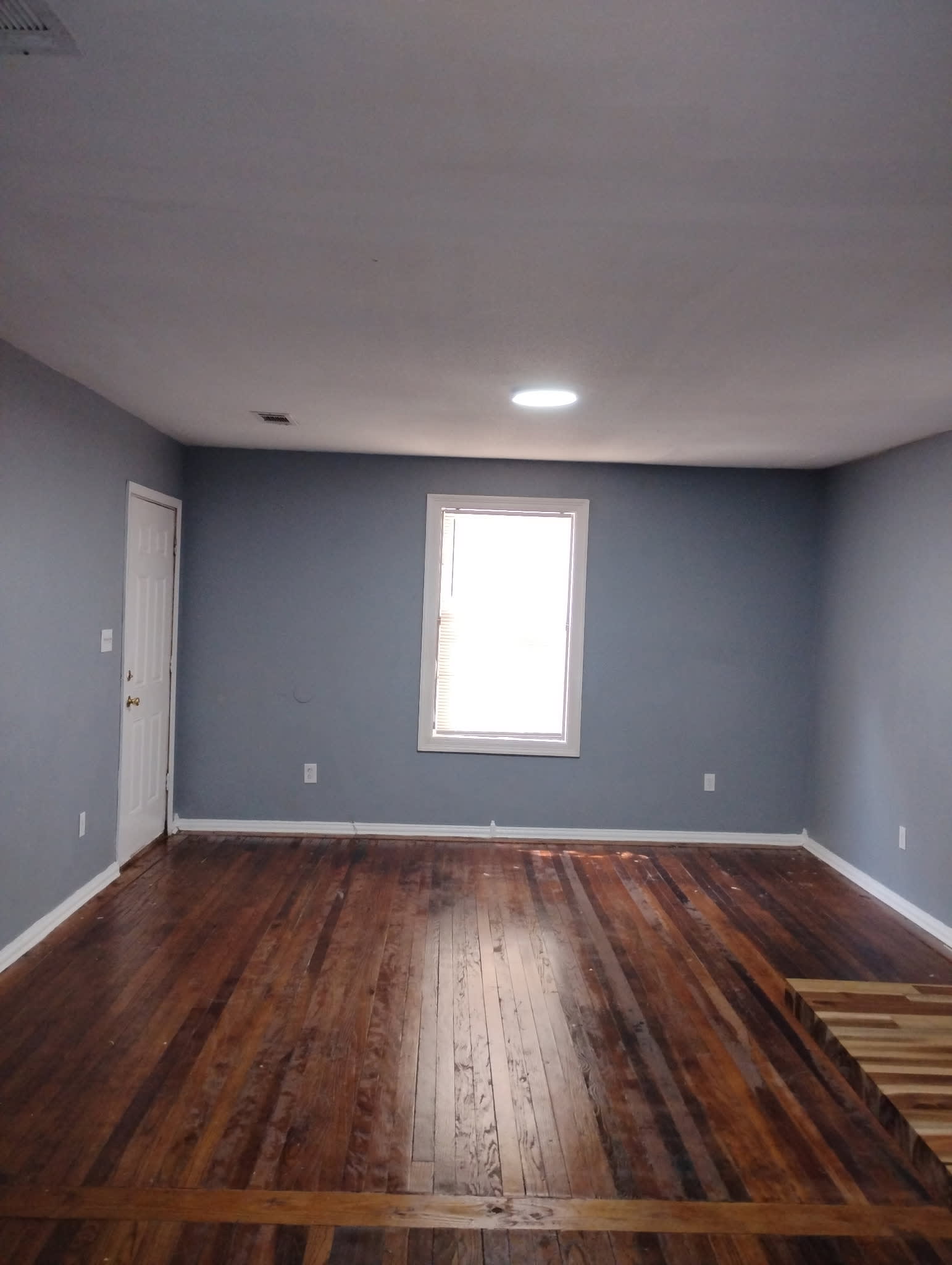 321 North 18th Avenue – photo 2