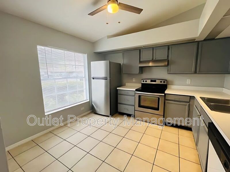 14796 Laguna Beach Circle – photo 4