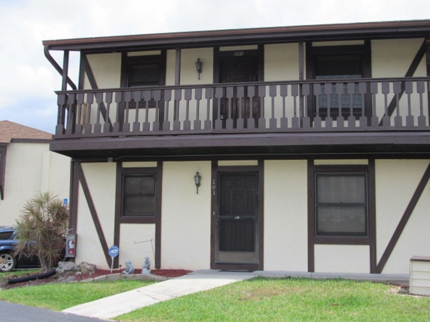 2 Bedroom 2 Bath Condo in Forest Village – photo 1