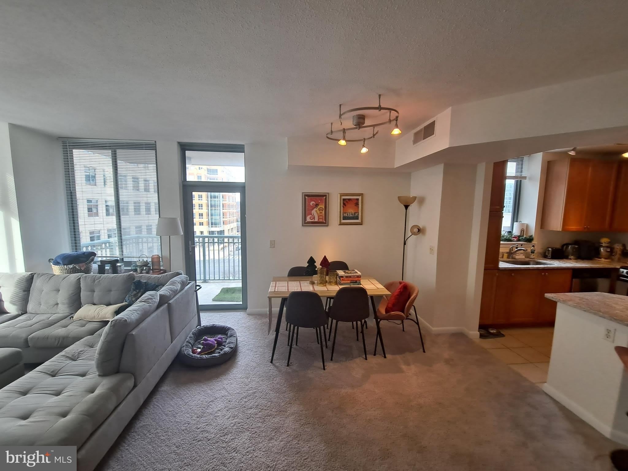 851 N GLEBE Road N – photo 5