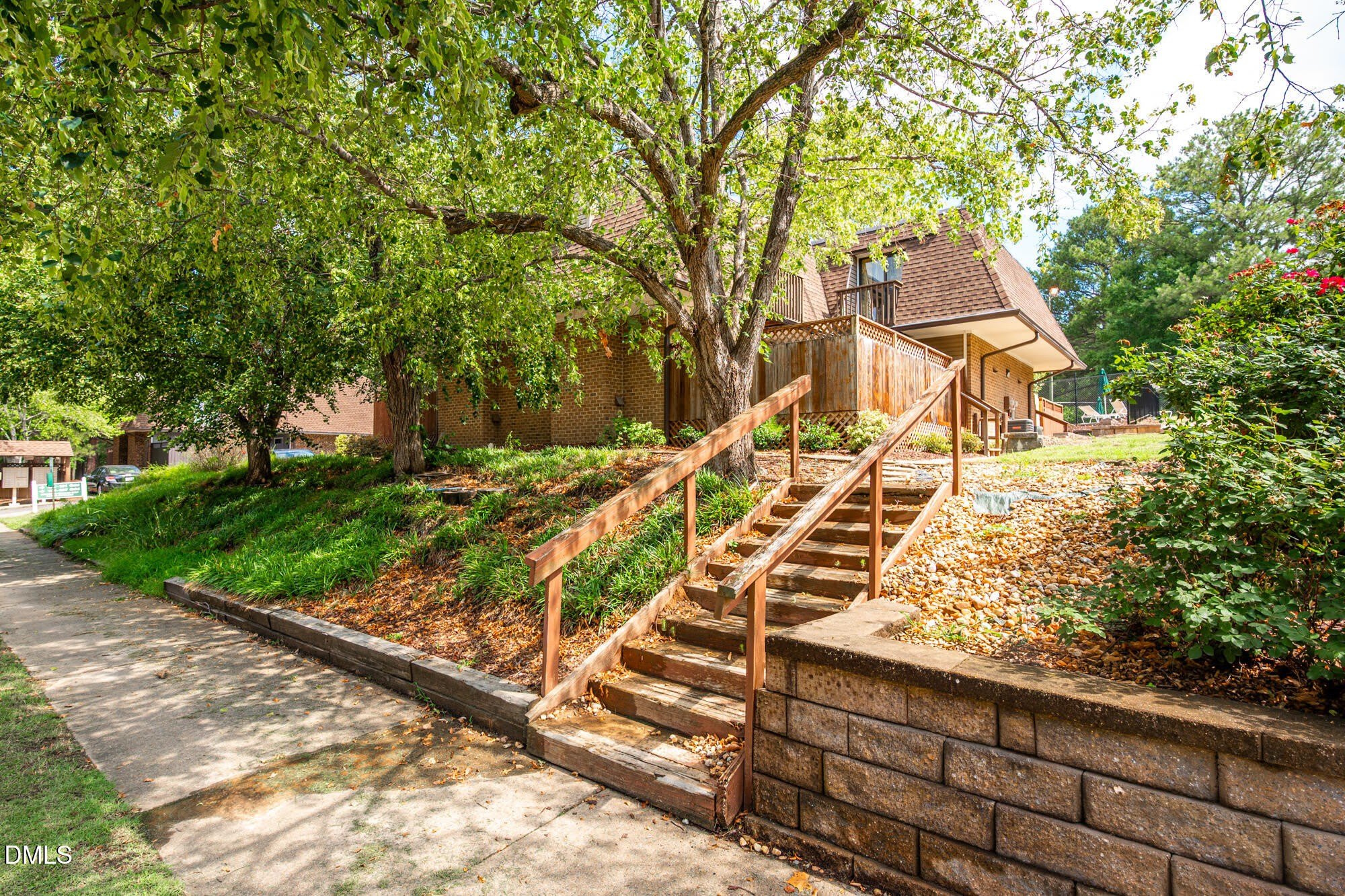107 Finley Forest Drive, Chapel Hill NC 27517 – photo 3
