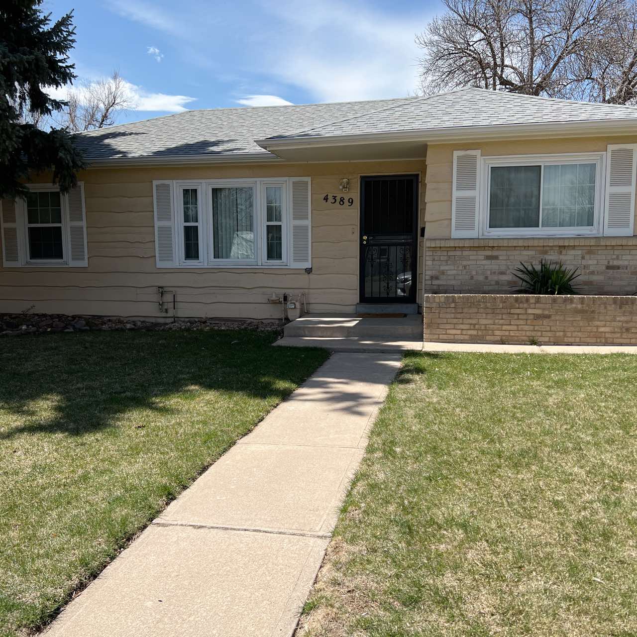 4389 S WASHINGTON ST – photo 1