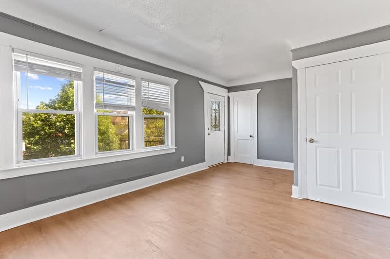 2045 Clements Street 2 – photo 3