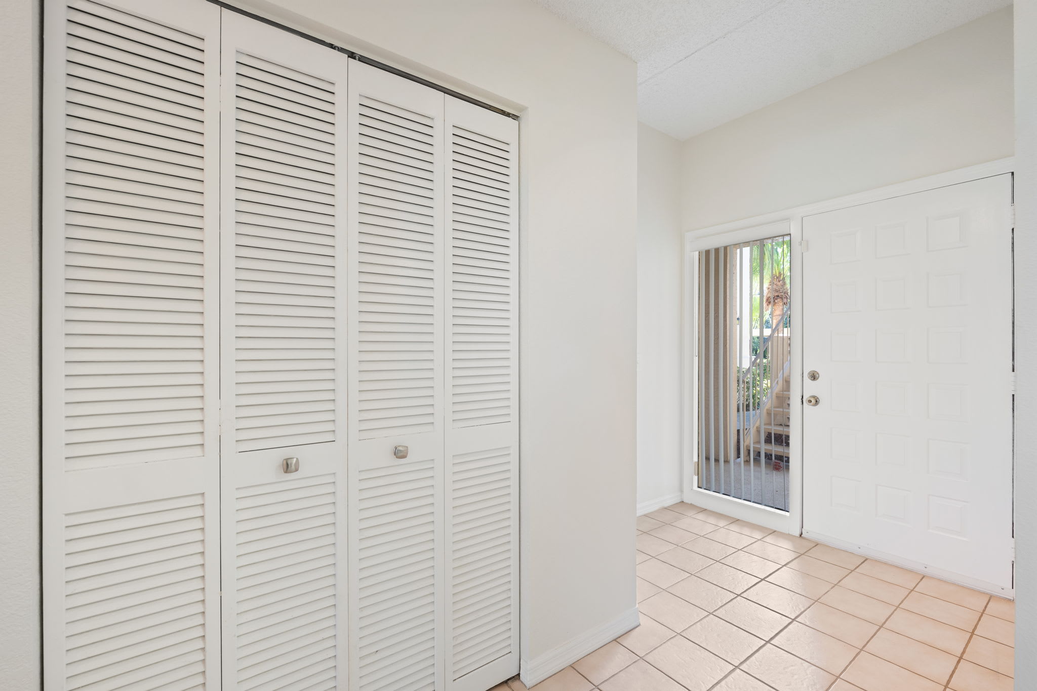 121 Lindsay Ln – photo 5