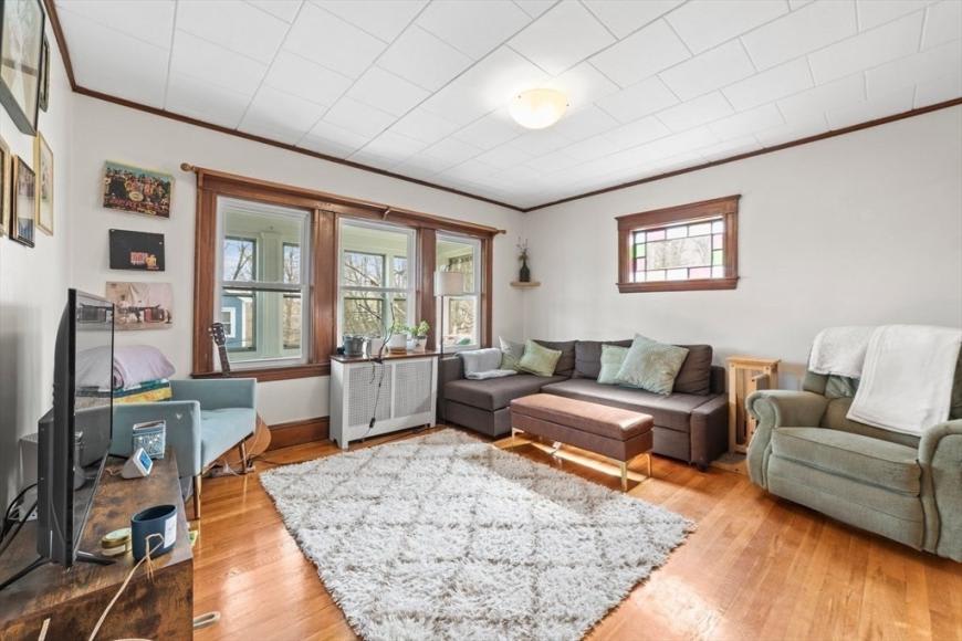 36 Dickinson Rd – photo 4