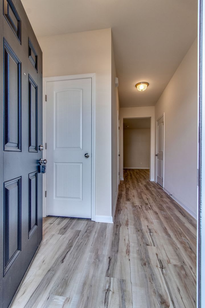 Beautiful 3BR/2.5BA Townhome in Columbia! – photo 4
