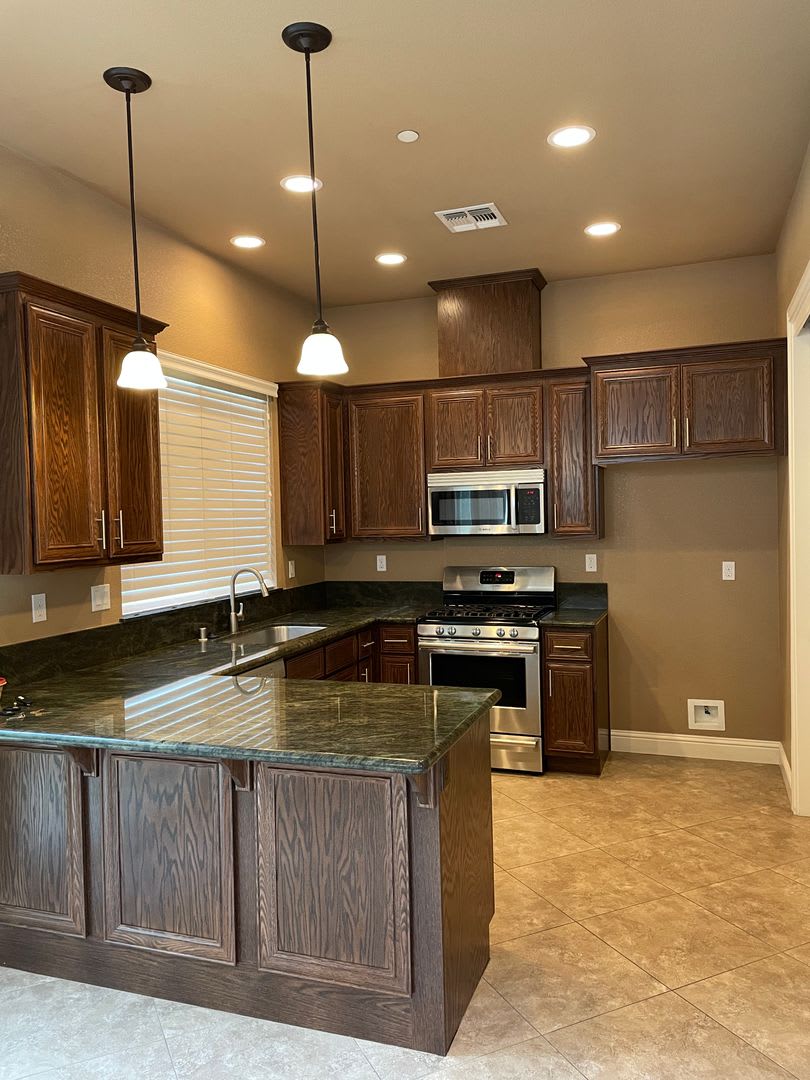 Absolutely Gorgeous 3 Br 2 5 Ba In A Gated Community – photo 5