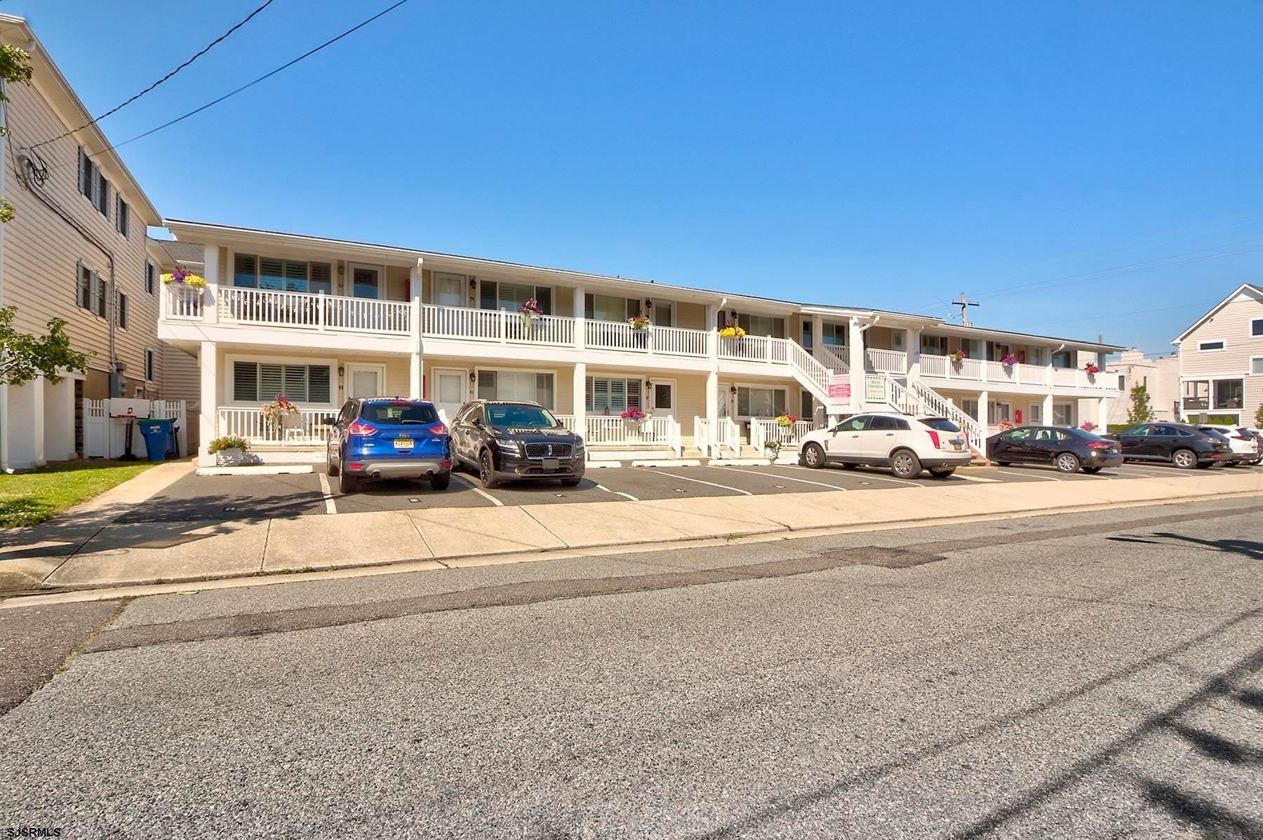 130 N Adams Ave – photo 2