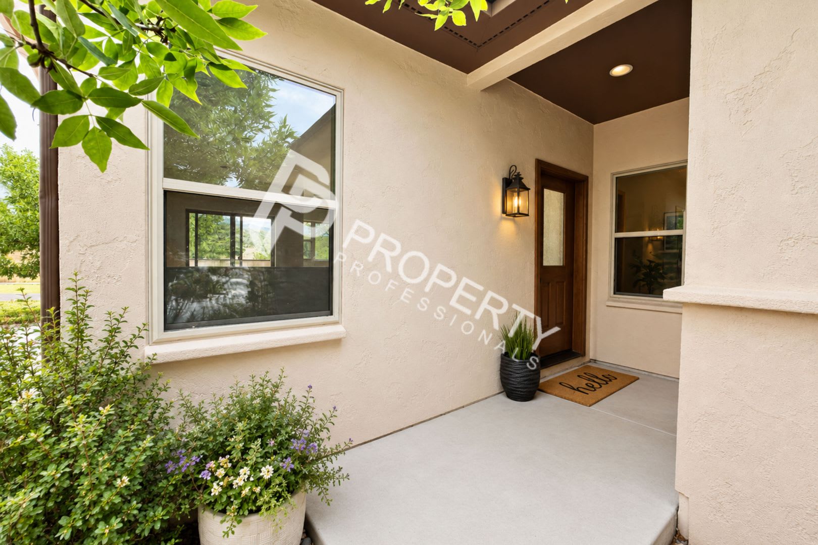 Beautifully Updated Home In New Castle For Rent – photo 3