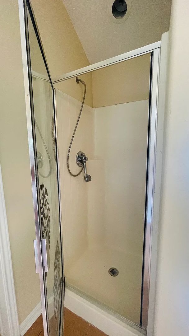 Room in 3 Bedroom Home in Austin – photo 4