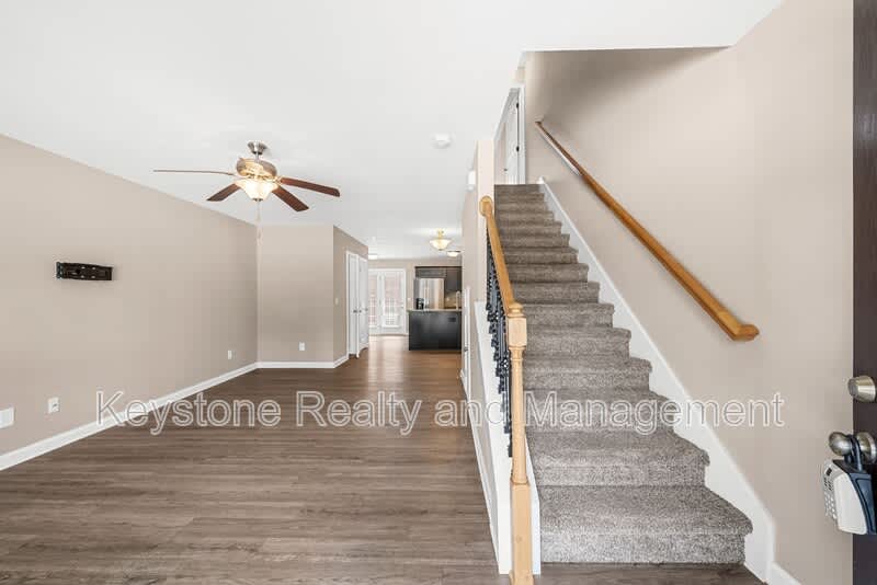 301 Landrum Place – photo 3