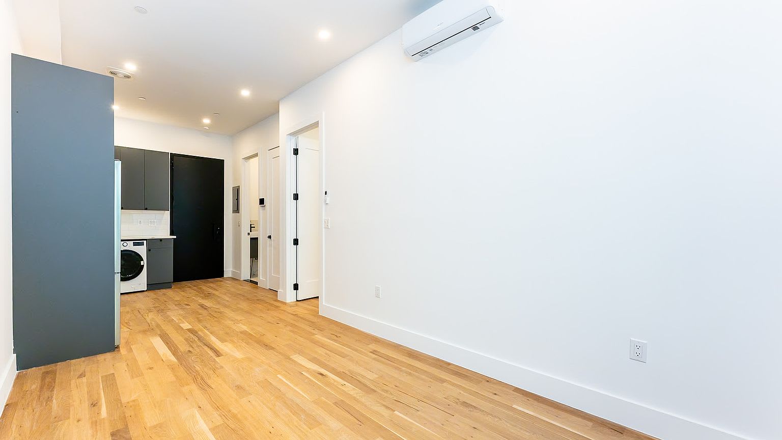 422 1/2 Gates Ave # 2F – photo 5