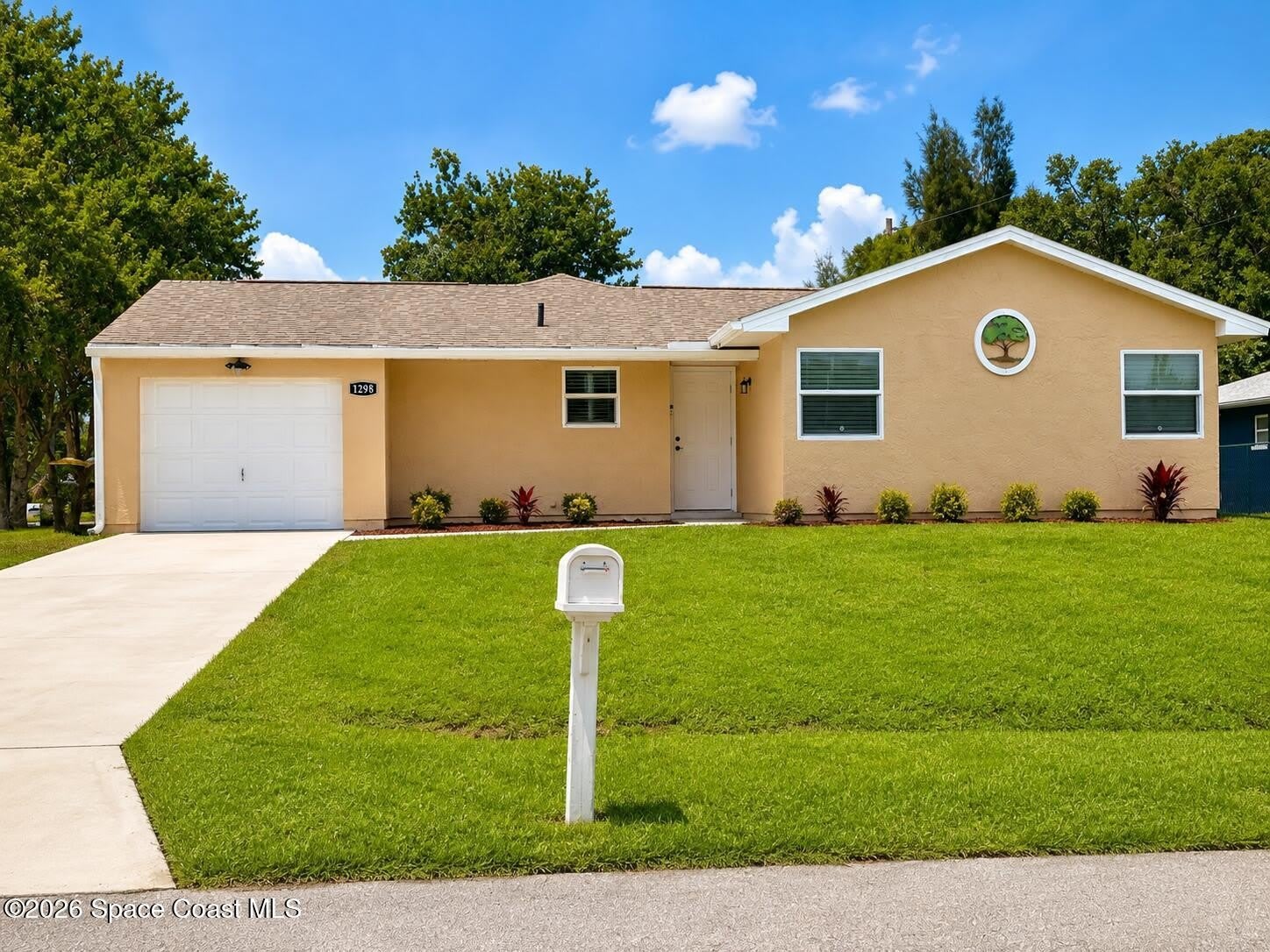 1298 Vandalia Avenue SE – photo 1