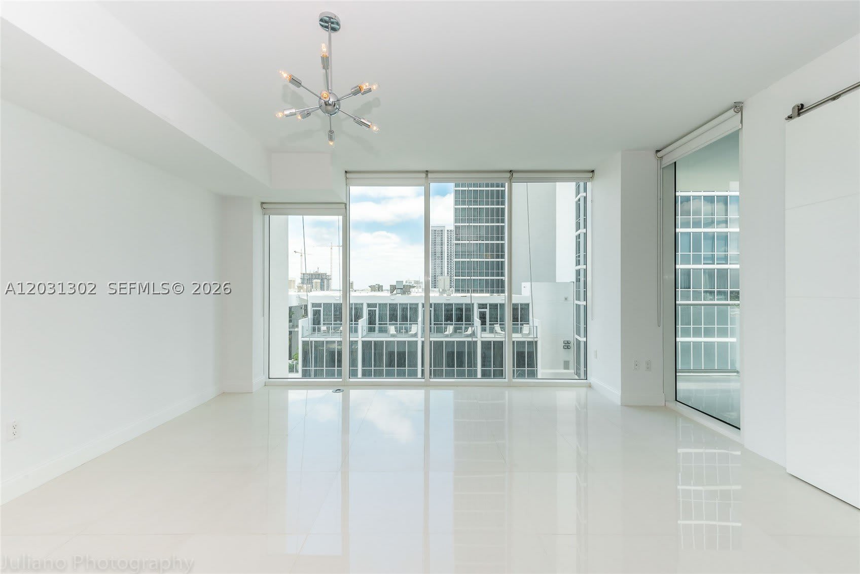 1040 Biscayne Blvd – photo 2