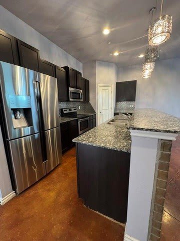 541 S Fretz Avenue – photo 3