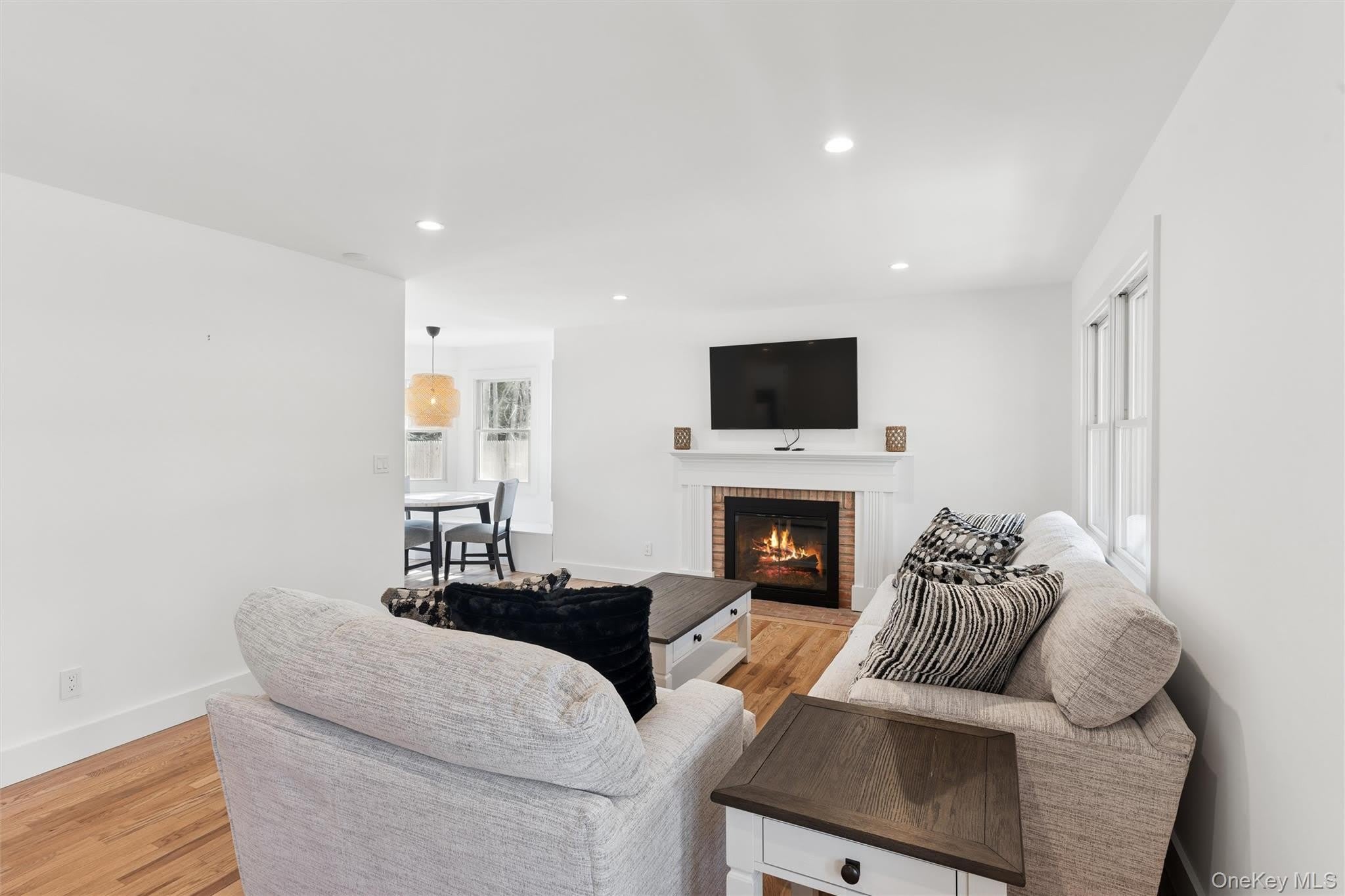 502 Springs Fireplace Road – photo 4