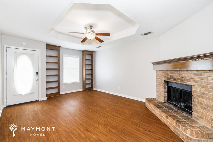 1012 Red Oak Drive – photo 5