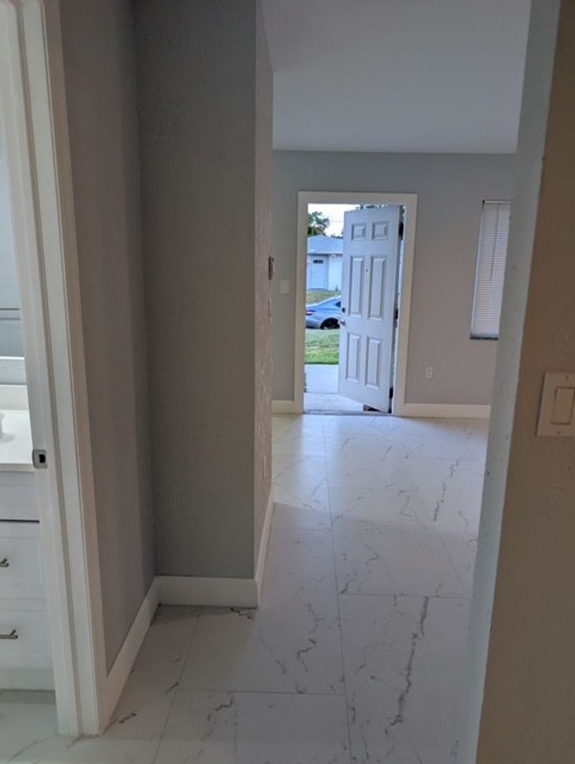 Beautifully Remodeled West Bradenton Duplex – 2 Bedroom – photo 5