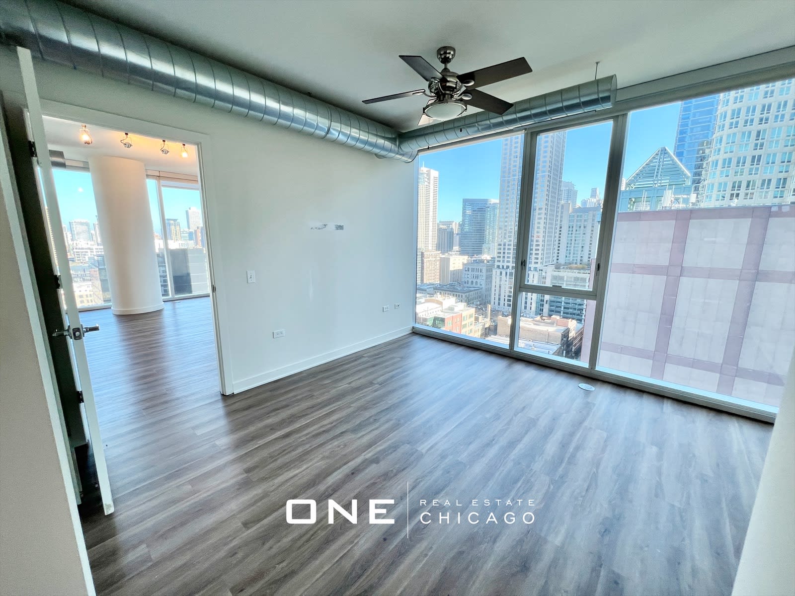 150 W Kinzie St – photo 4