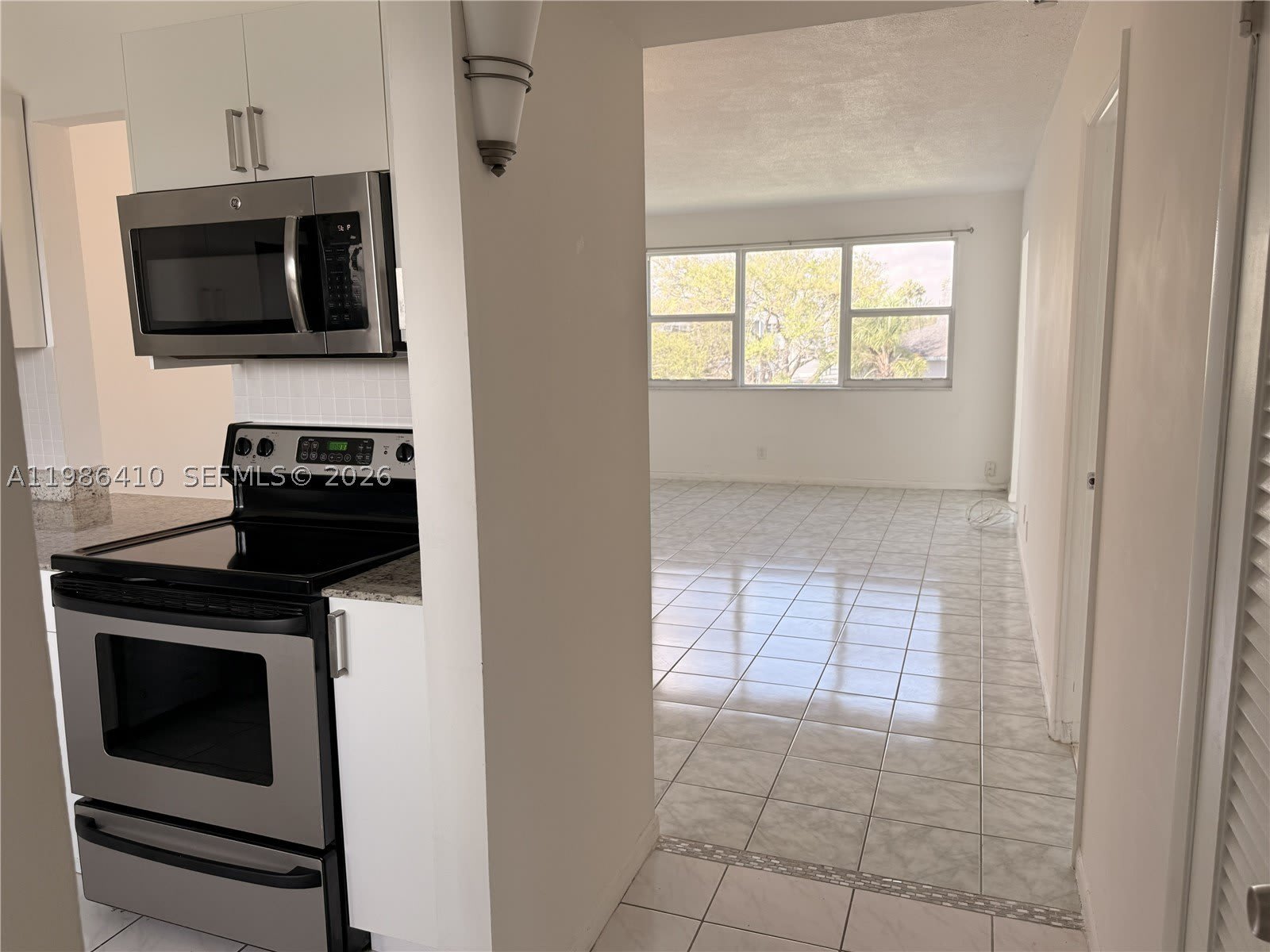 2223 Park Ln – photo 4
