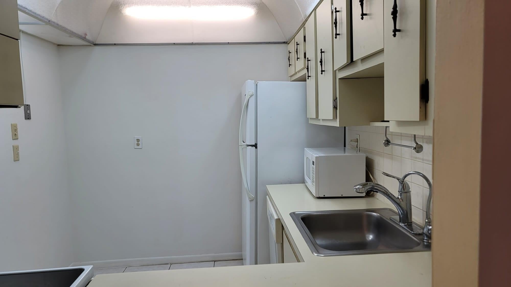 4394 NW 9th Avenue – photo 3
