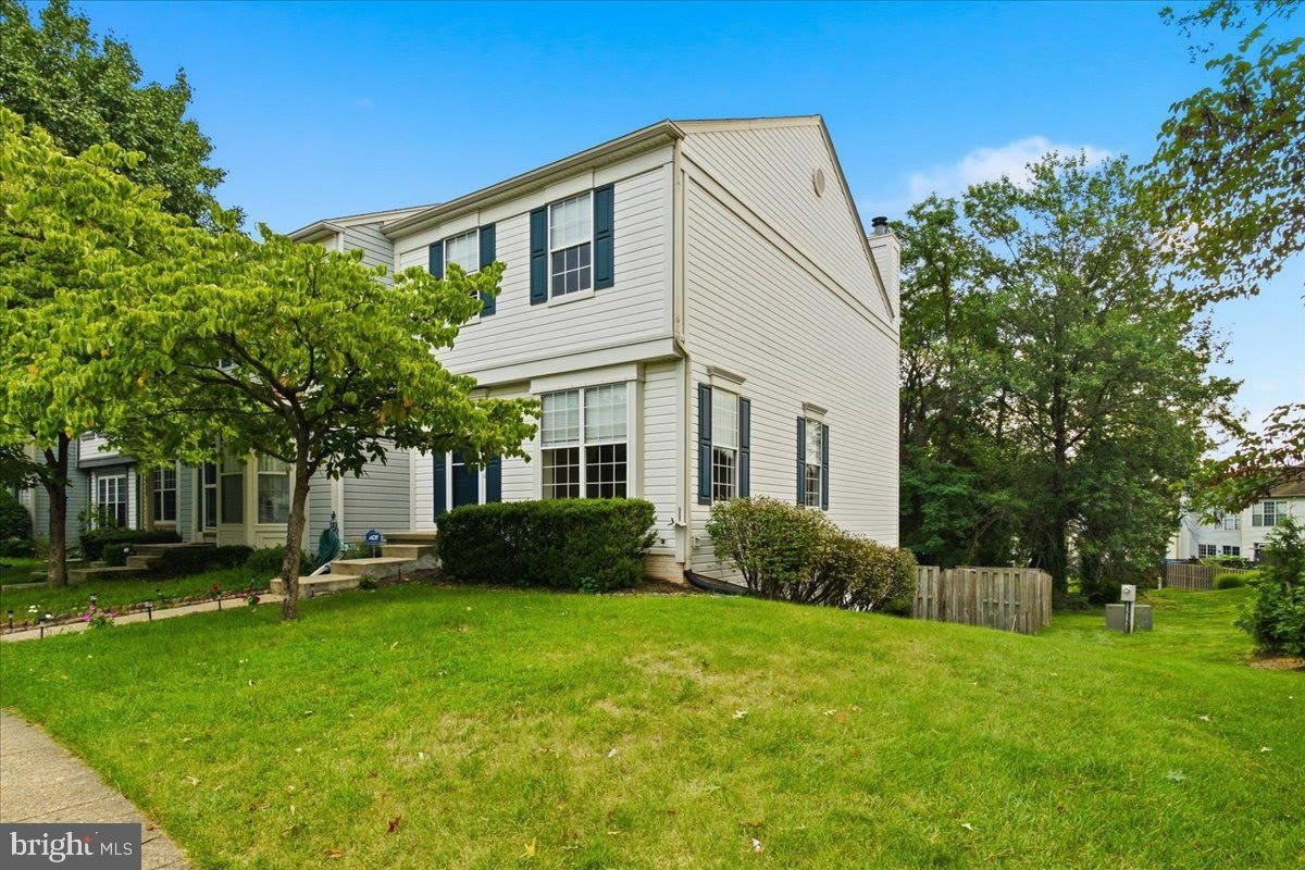 21028 Coach House Square – photo 1