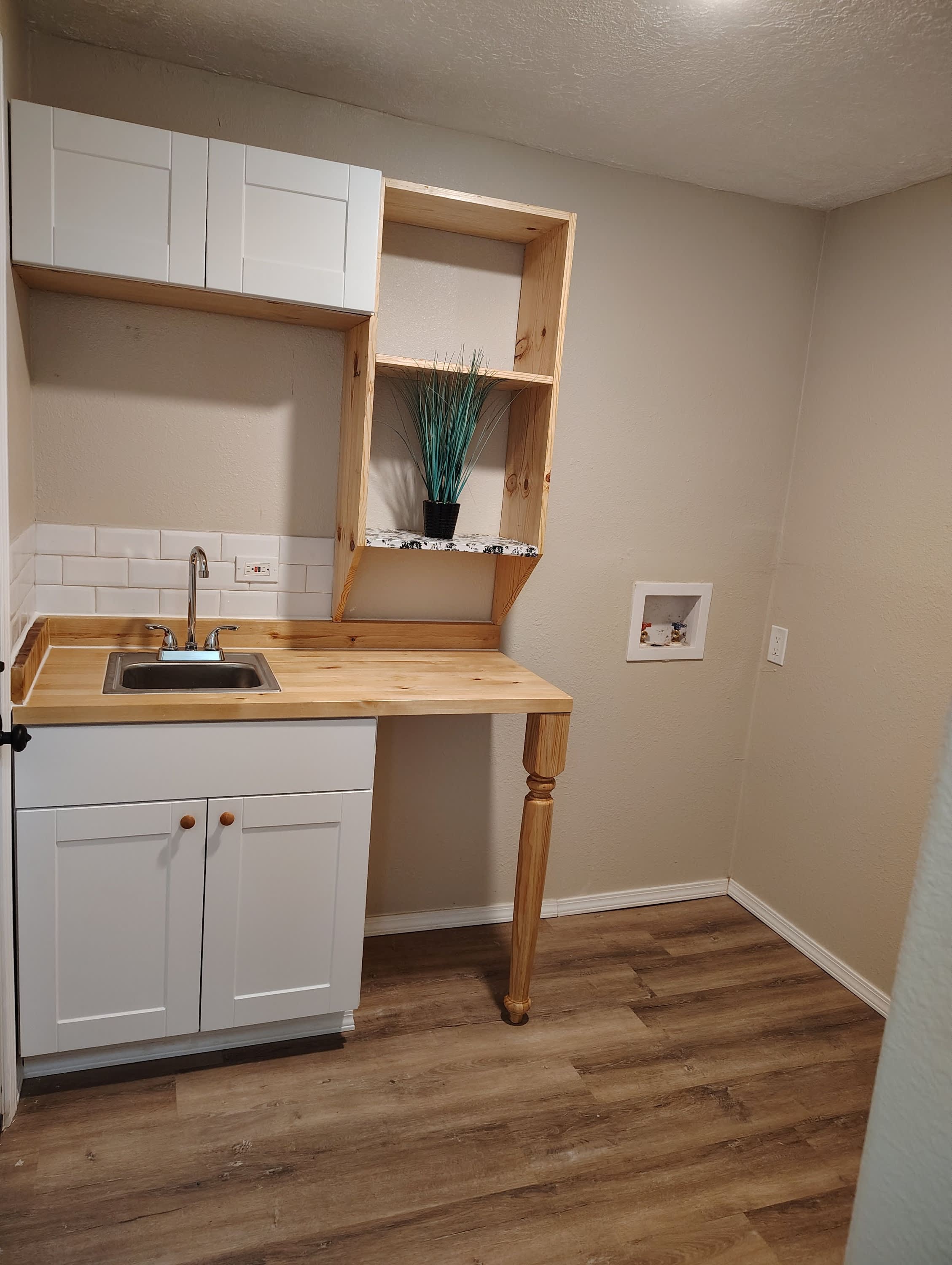 602 South Woody Drive Apt BApartment B – photo 5