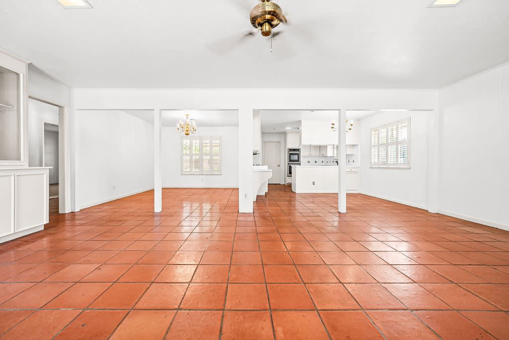 630 Bradshaw – photo 2