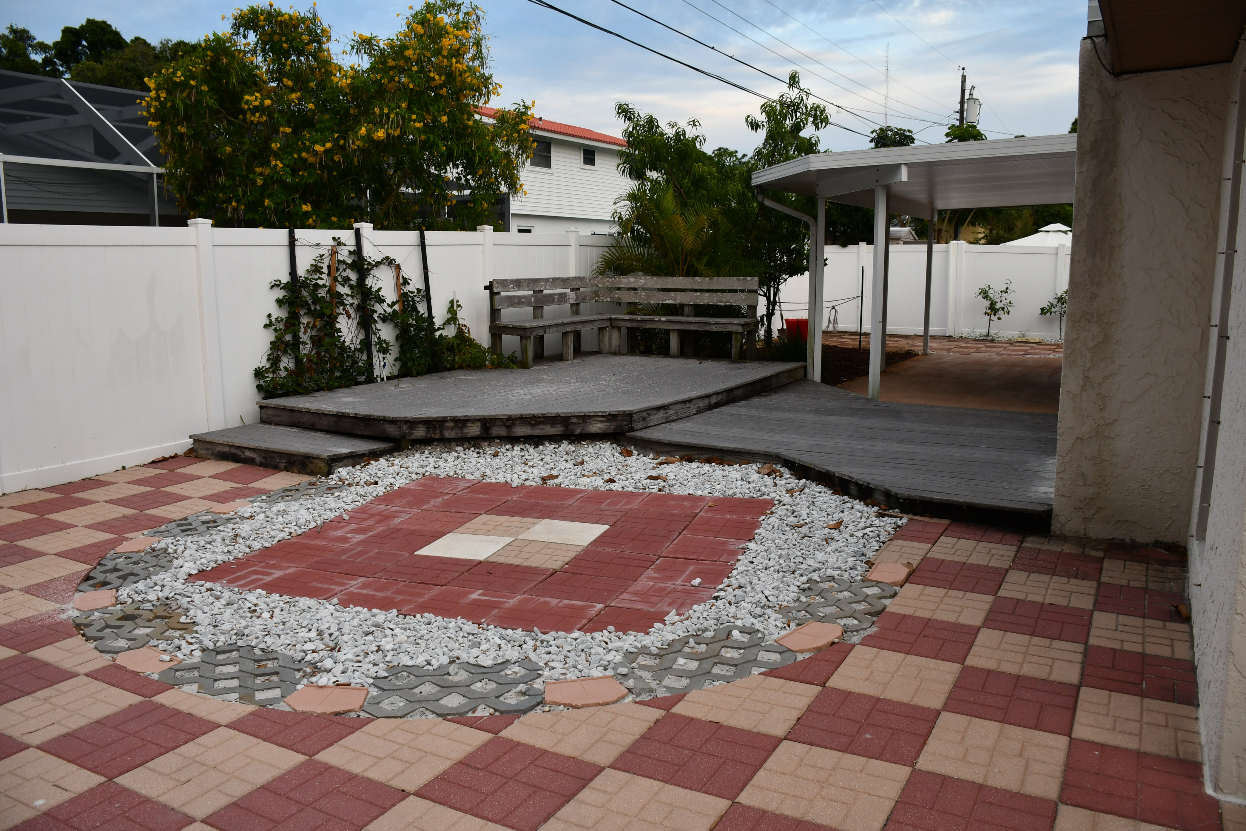 8261 129th Street North – photo 5