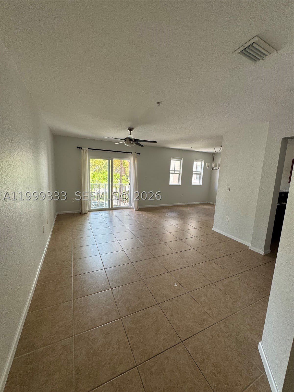 11601 NW 89th St – photo 5