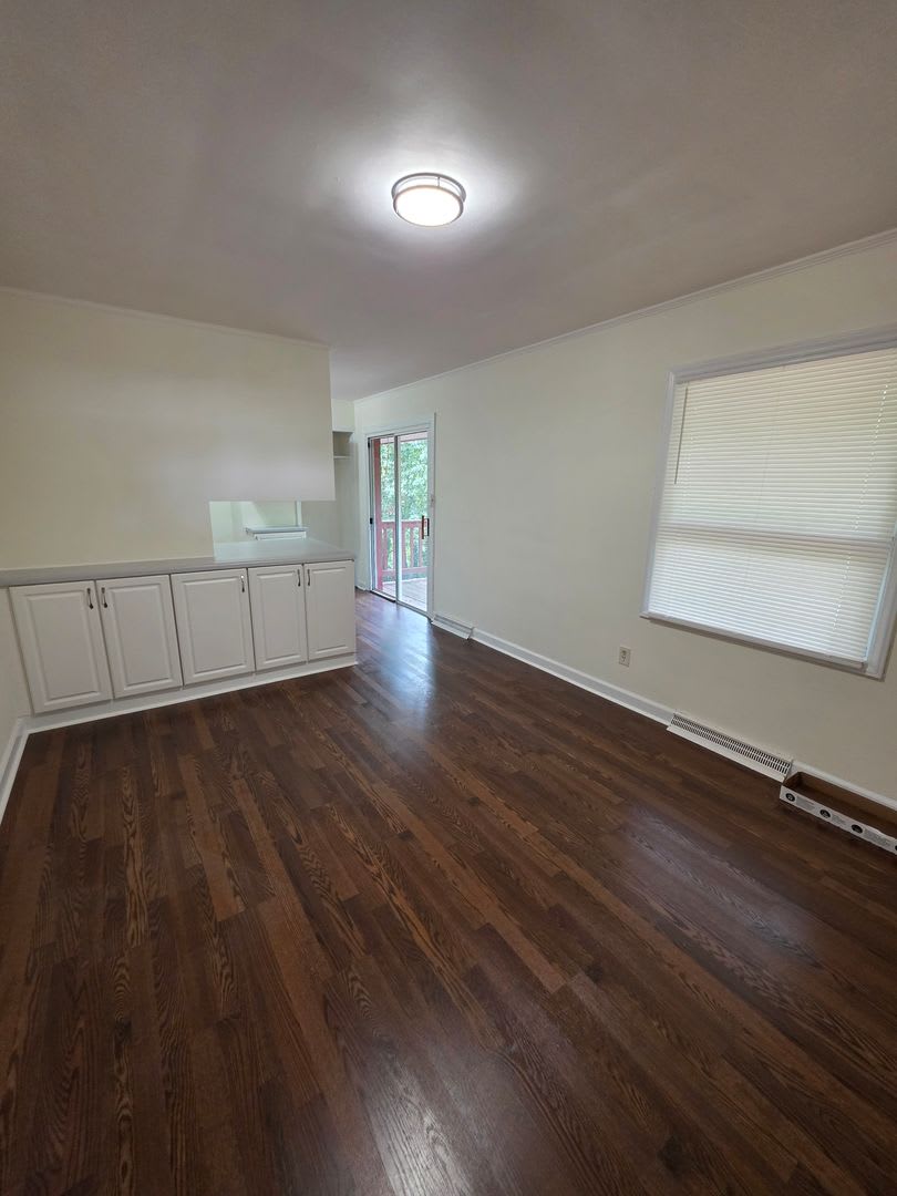 3 BR 2 bath in north High Point! – photo 3