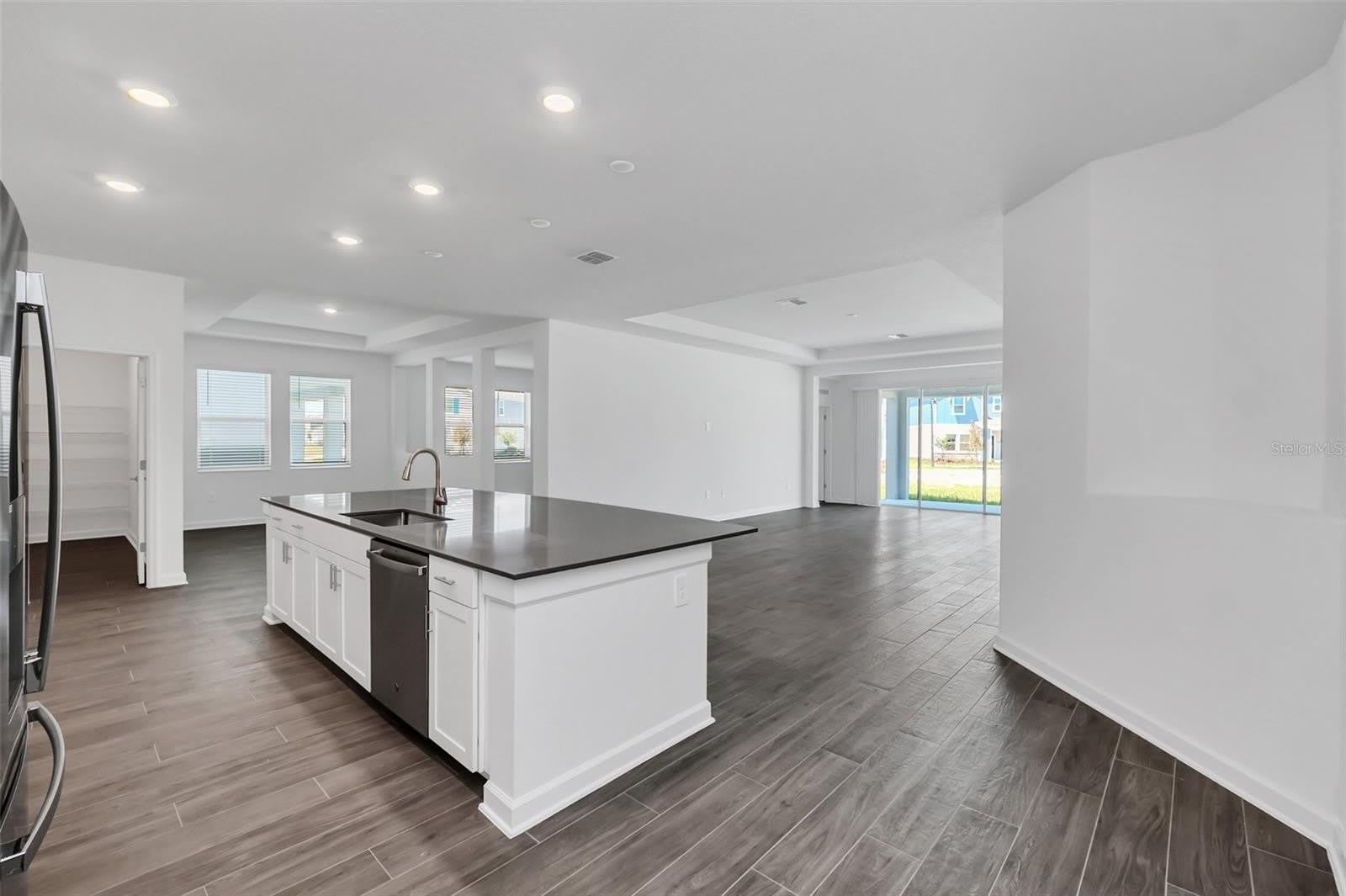 5768 STEPHENS Road – photo 5
