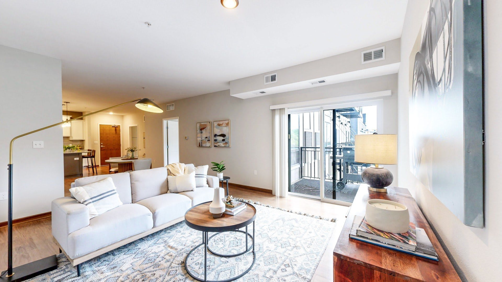 353 4Th Ave S – photo 4