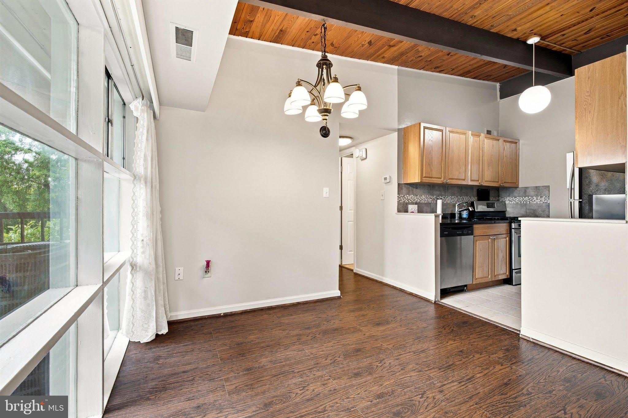 3419 UNIVERSITY Boulevard W – photo 5