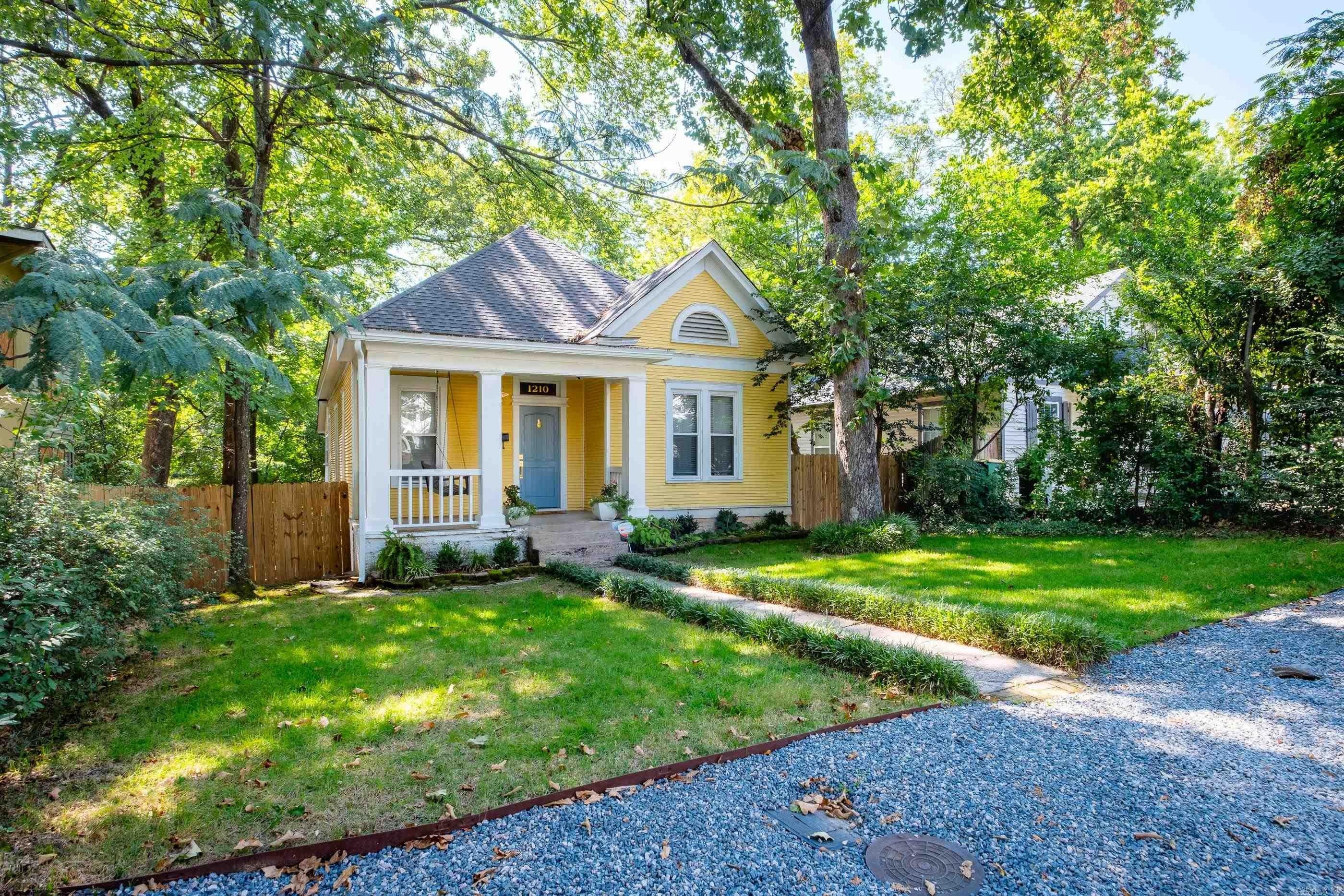 1210 N Tyler Street – photo 1