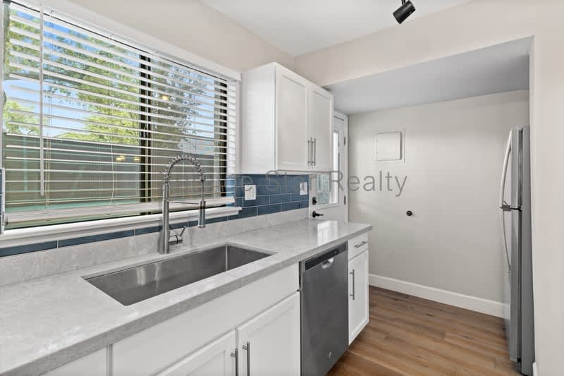 3501 N 64th St – photo 4