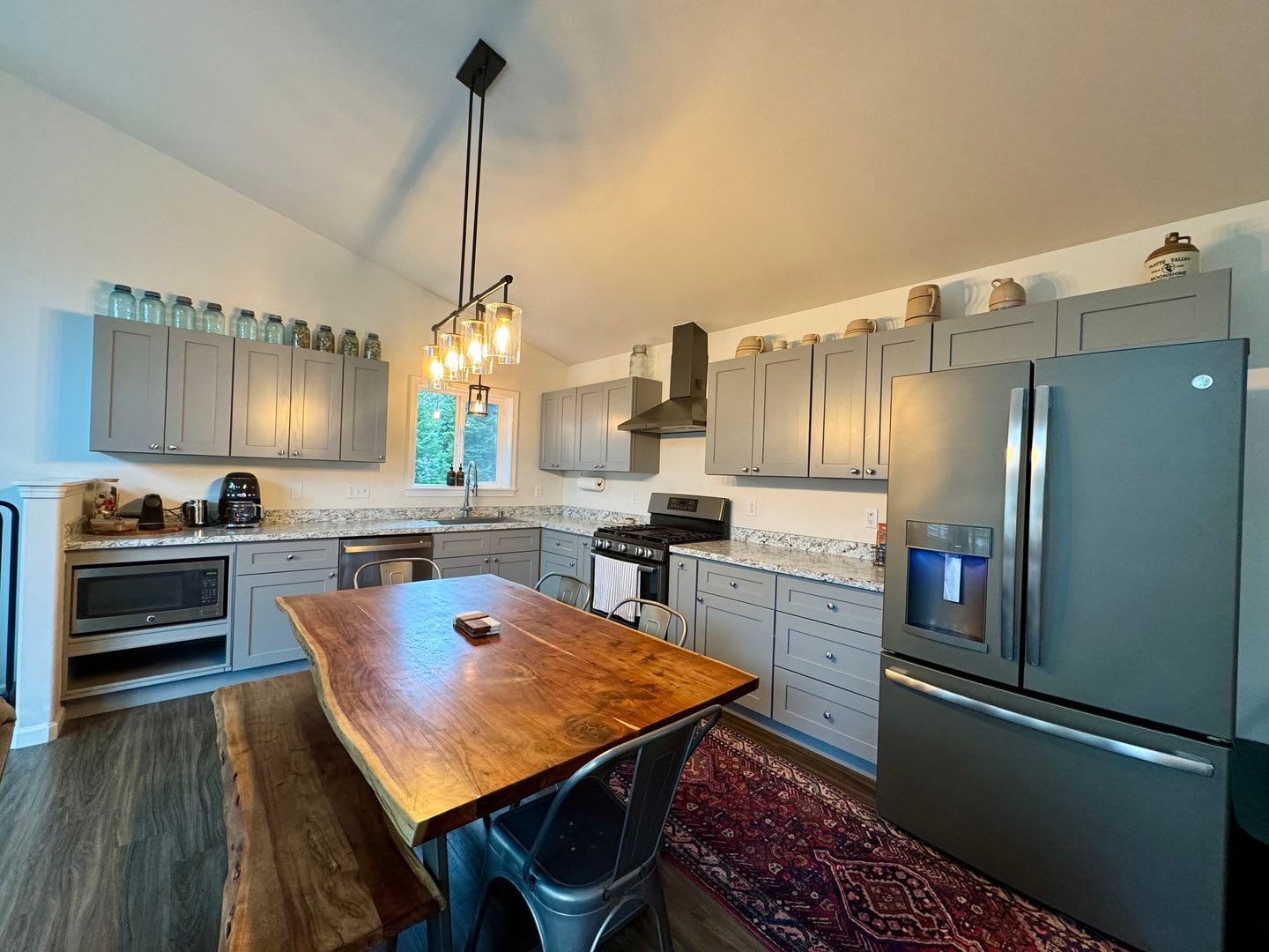 SEASONAL STERLING HOME – photo 3