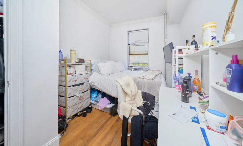 241 E 18th St – photo 5