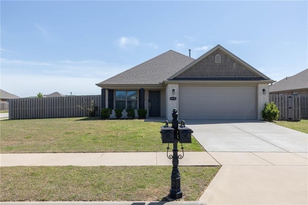4405 W Anthem Drive – photo 1