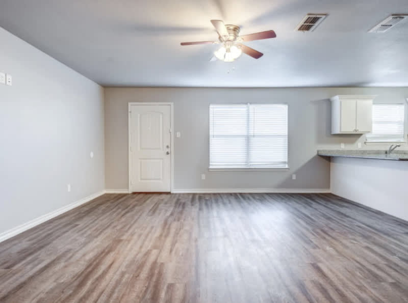 3414 Itasca Street – photo 2