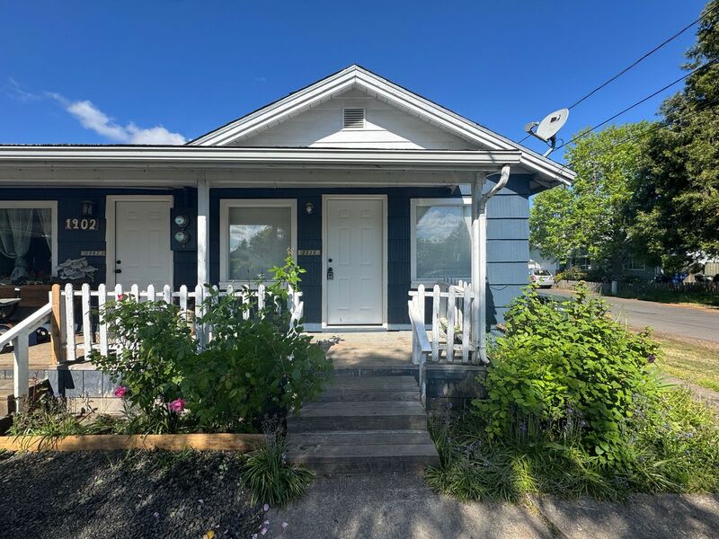 2210 West 19th Avenue – photo 3