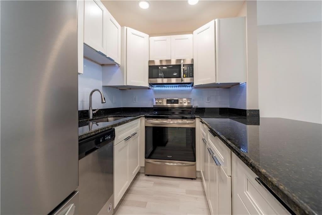 628 Ne 8Th Avenue – photo 5