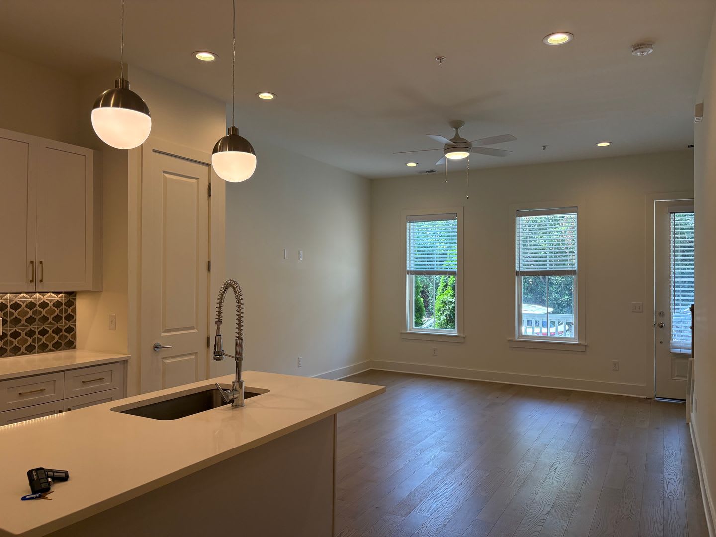 Beautiful 2/2.5 townhome near downtown Franklin available! – photo 4