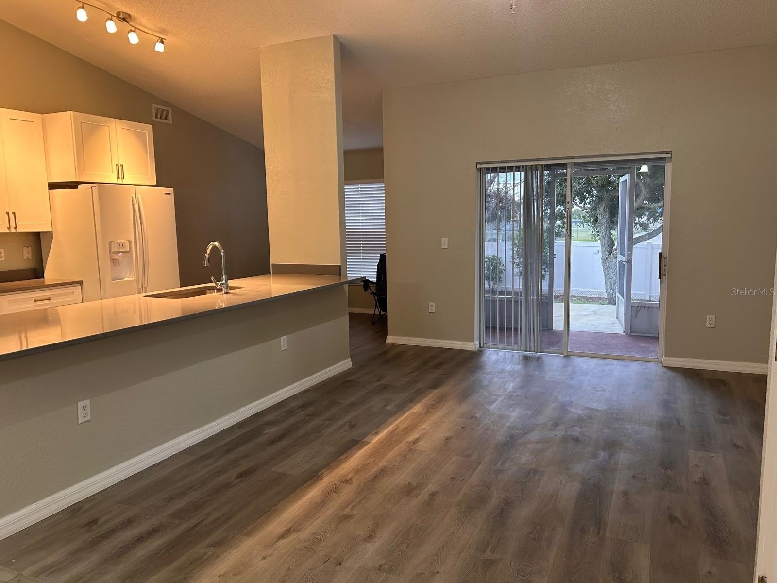 669 Sierra Circle – photo 5