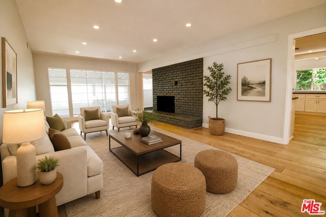 5415 Coldwater Canyon Ave – photo 3