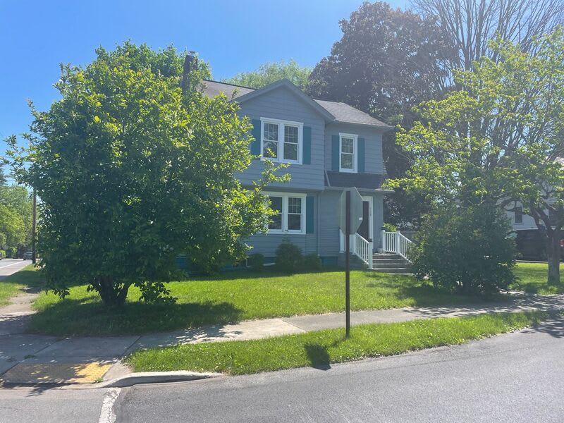 528 Lindbergh Avenue – photo 2