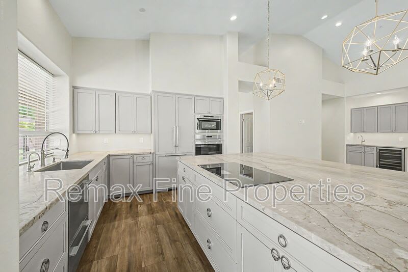 9118 E Topeka Drive – photo 2