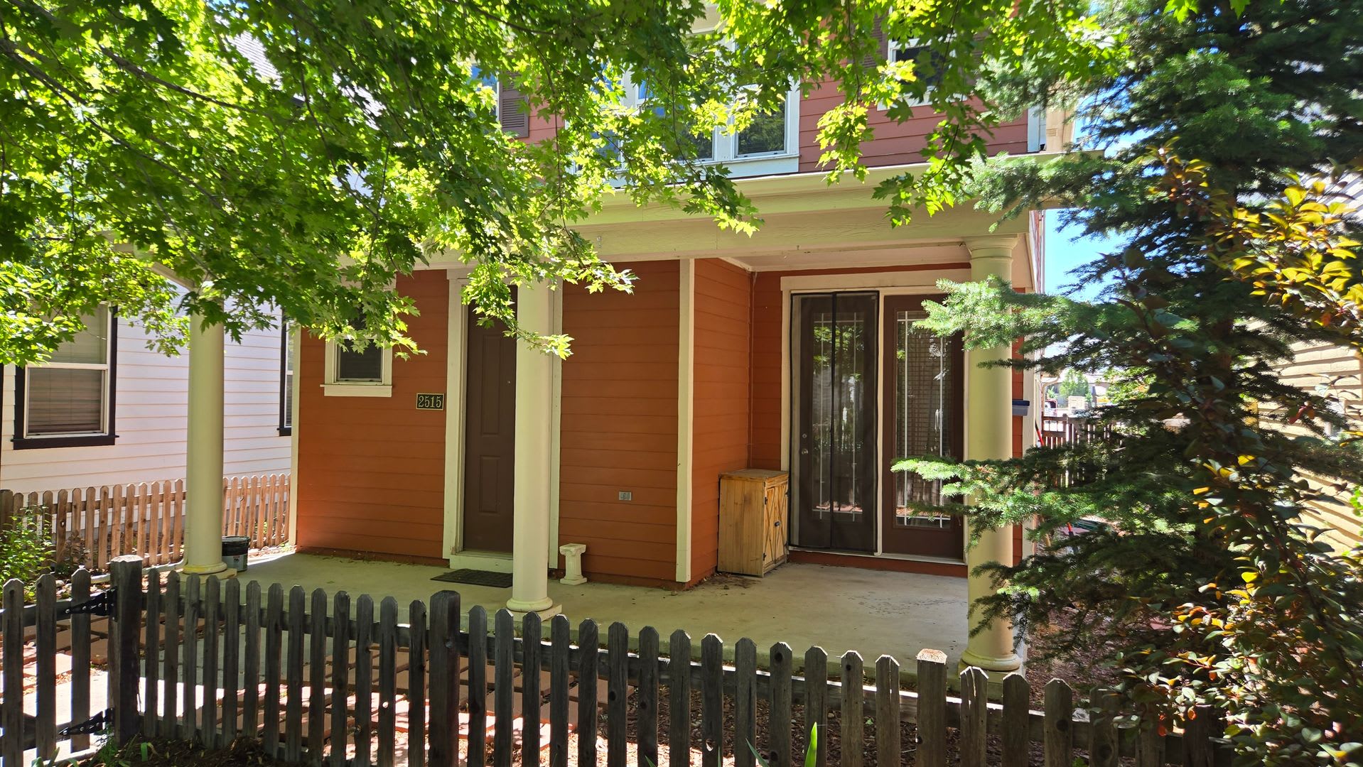 Central Park single family home – photo 2