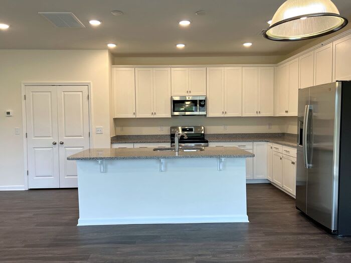 6039 Haddington Drive – photo 1